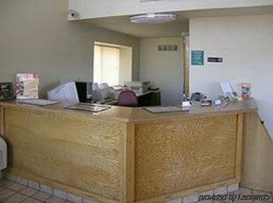 Hotel Rodeway / Near Asu 2*